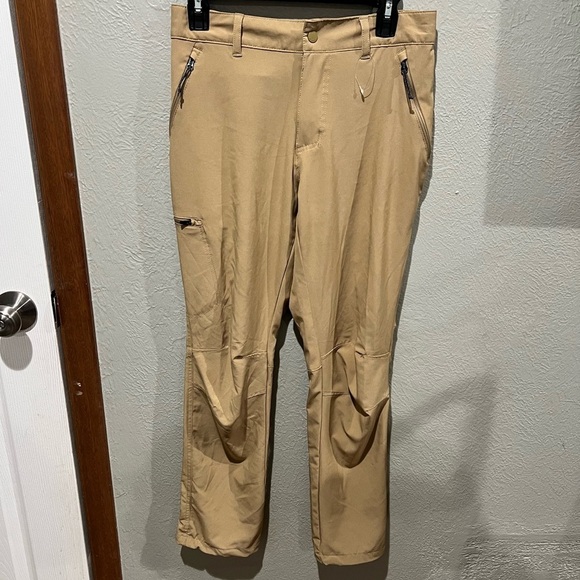 Columbia Other - Columbia Men's Cargo Pants in Tan Size 30/40 NWOT